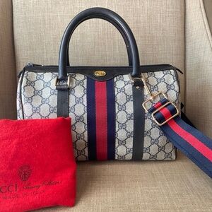 Authentic Gucci vintage web sherry line satchel bag 904.02.300 (F12)